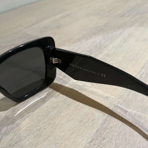 PRADA SYMBOLE SUNGLASSES - Picture 4 of 8